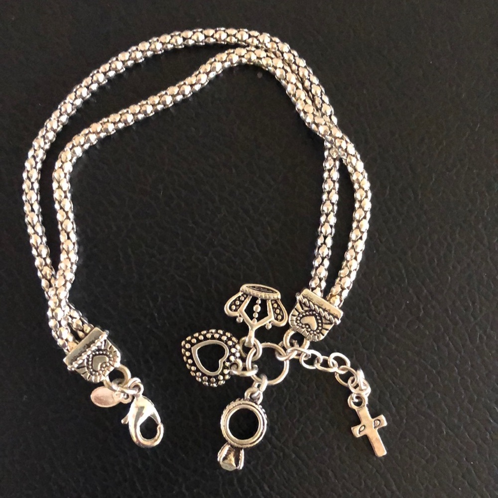 Premier designs silver tone bracelet